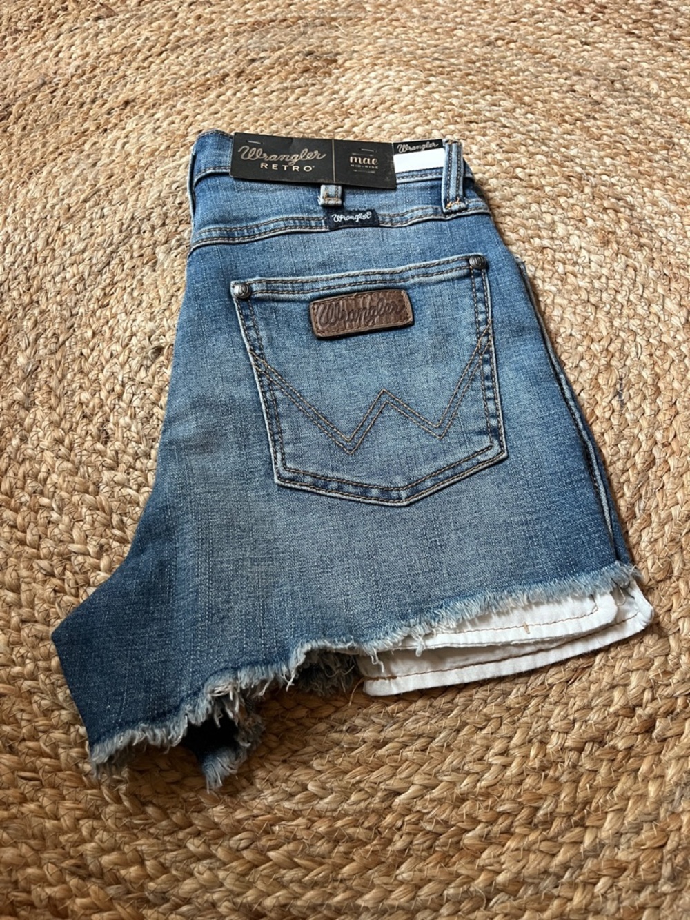 Wrangler Retro Mid rise Frayed Denim Shorts